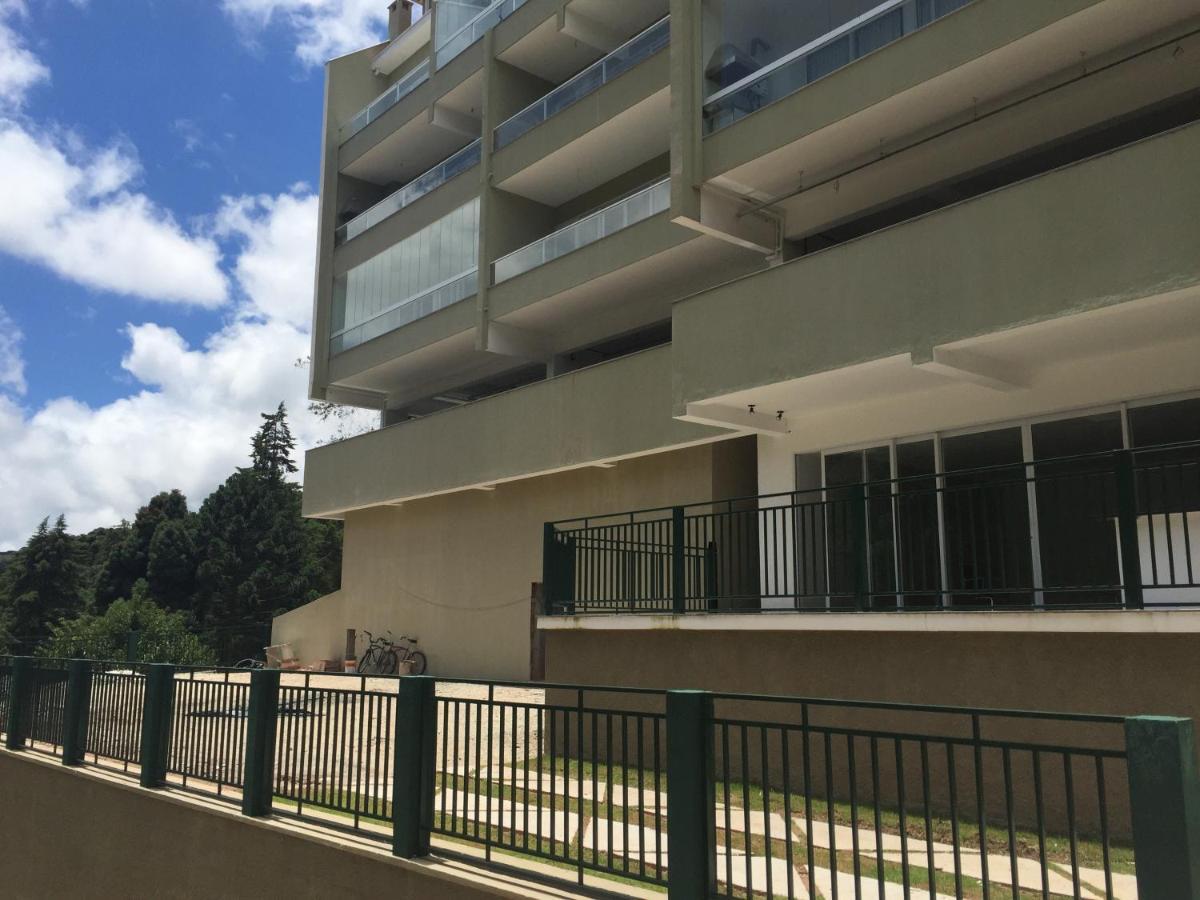 Apartamento Apto 09 Condominio Gaudi Campos do Jordão